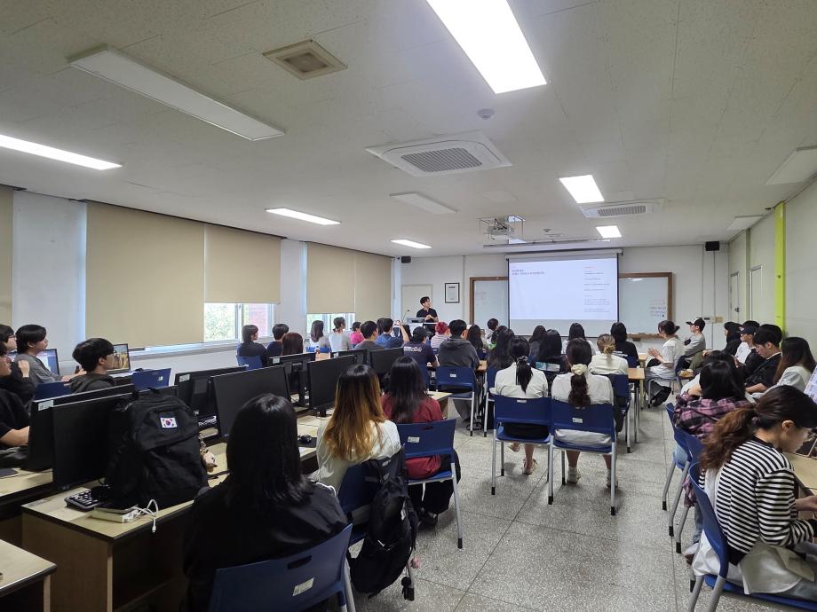 시각영상디자인학과 S-Boot 캠프 실무자 특강